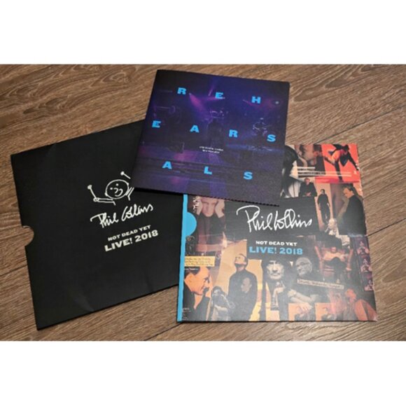 Phil Collins Not Dead Yet Live Tour Program 2017 18 Genesis 2 Books + Sleeve - Picture 3 of 16